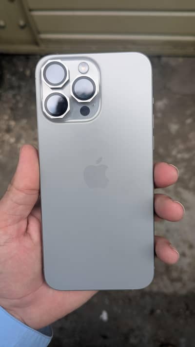 Apple iPhone 15 Pro Max