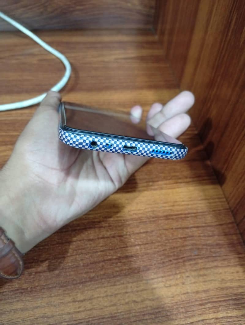 Realme 5 1