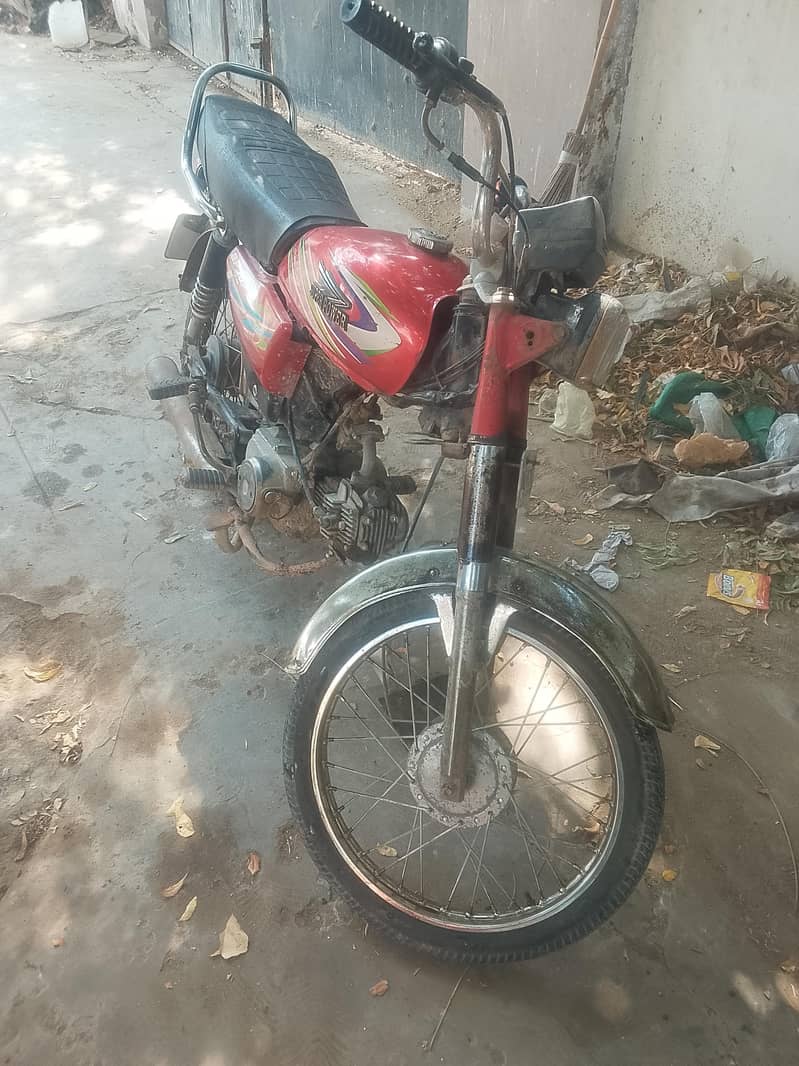 سیل کر رہا ہوں 03362530560 3