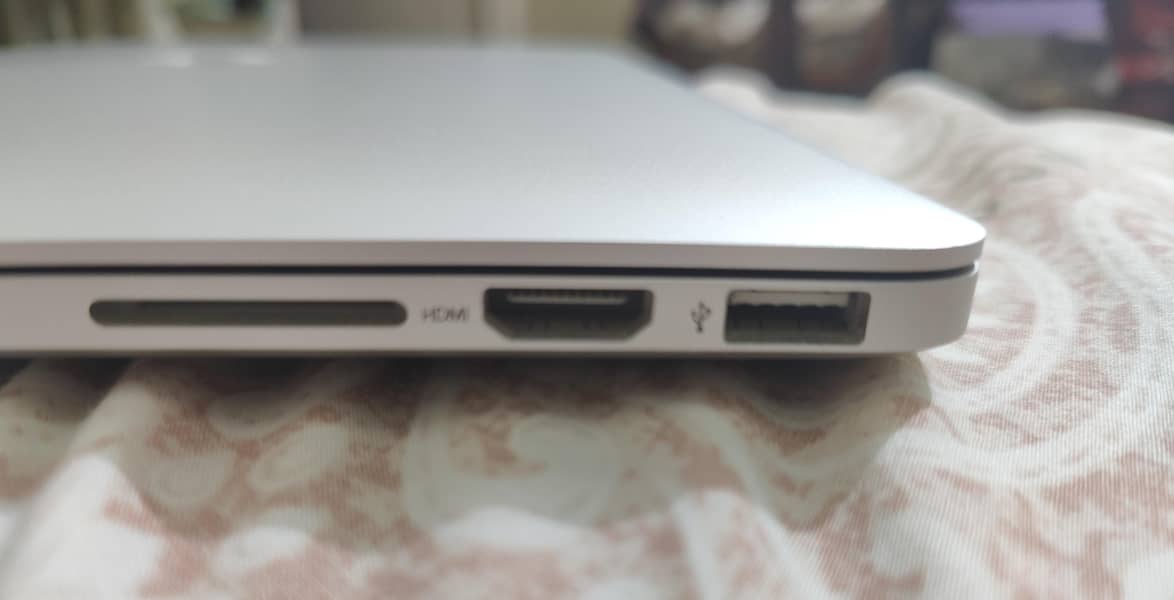 Apple MacBook pro 15' (2014) 3