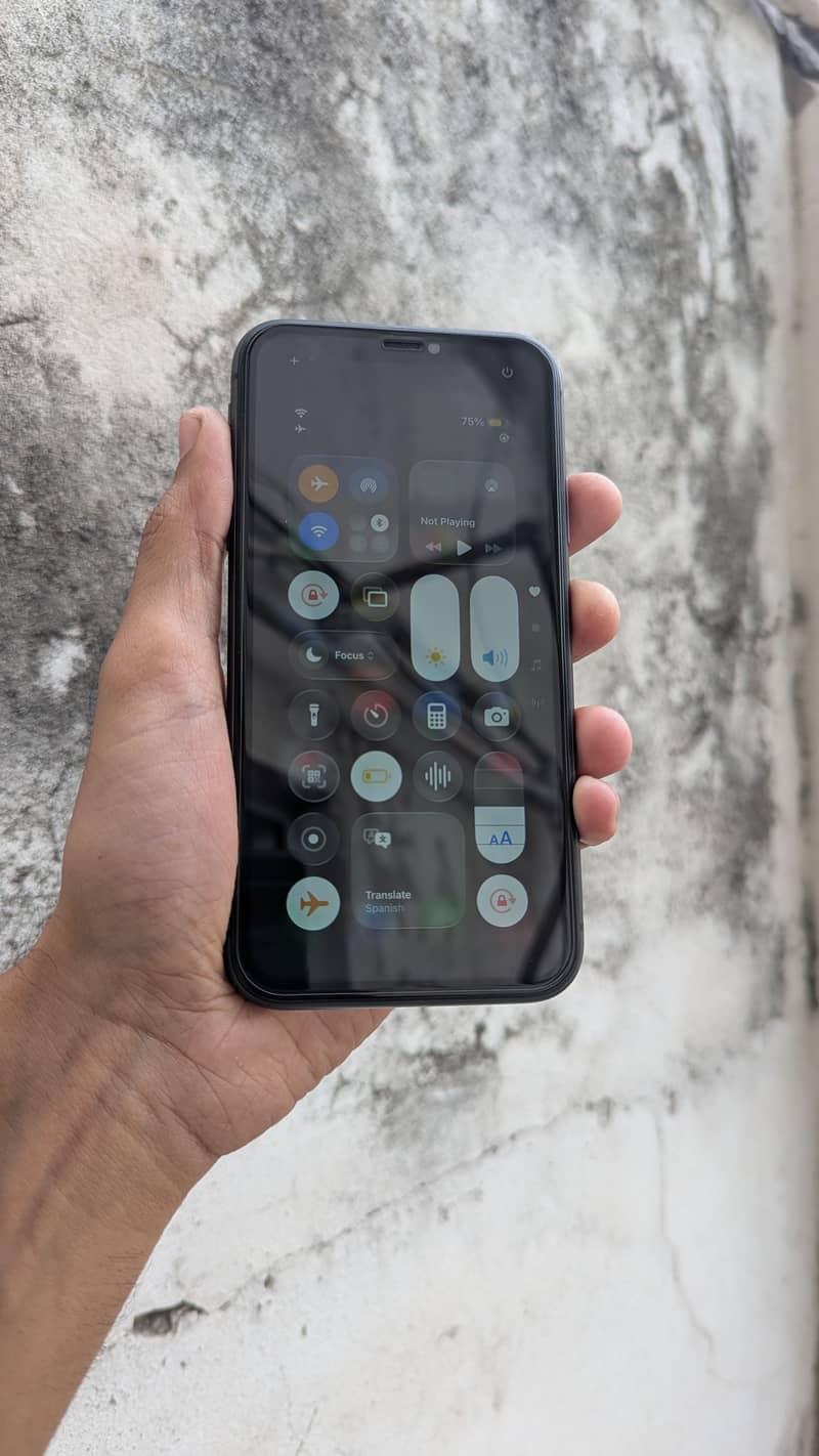 Apple iPhone 11 8