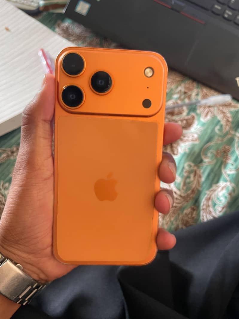 Apple iPhone 11 0