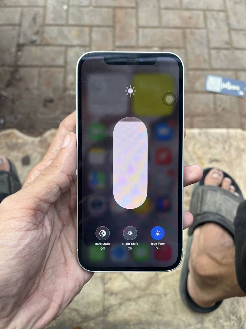 Apple iPhone 12 3