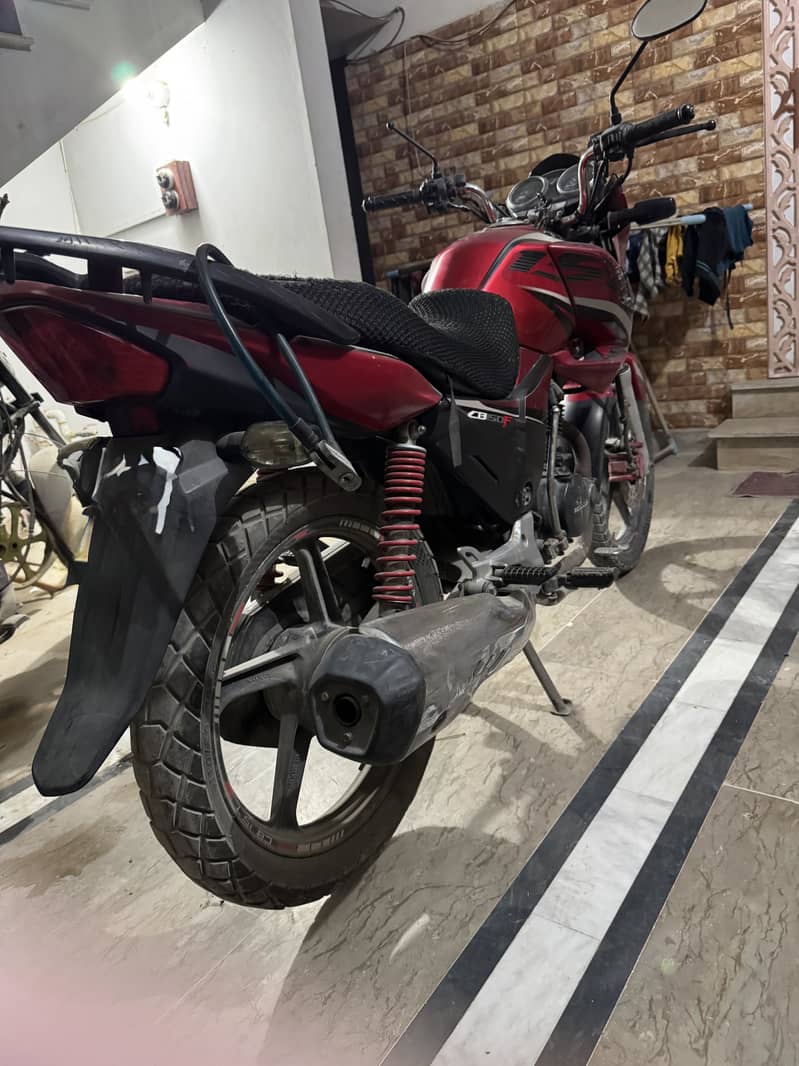 Honda CB150F 2