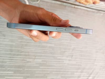 Apple iPhone 14