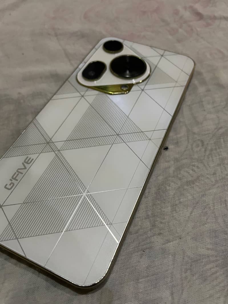 G'Five Note 25 1
