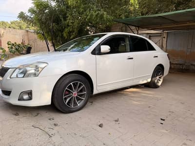 Toyota Premio 2013