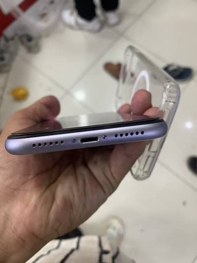 Apple iPhone 11