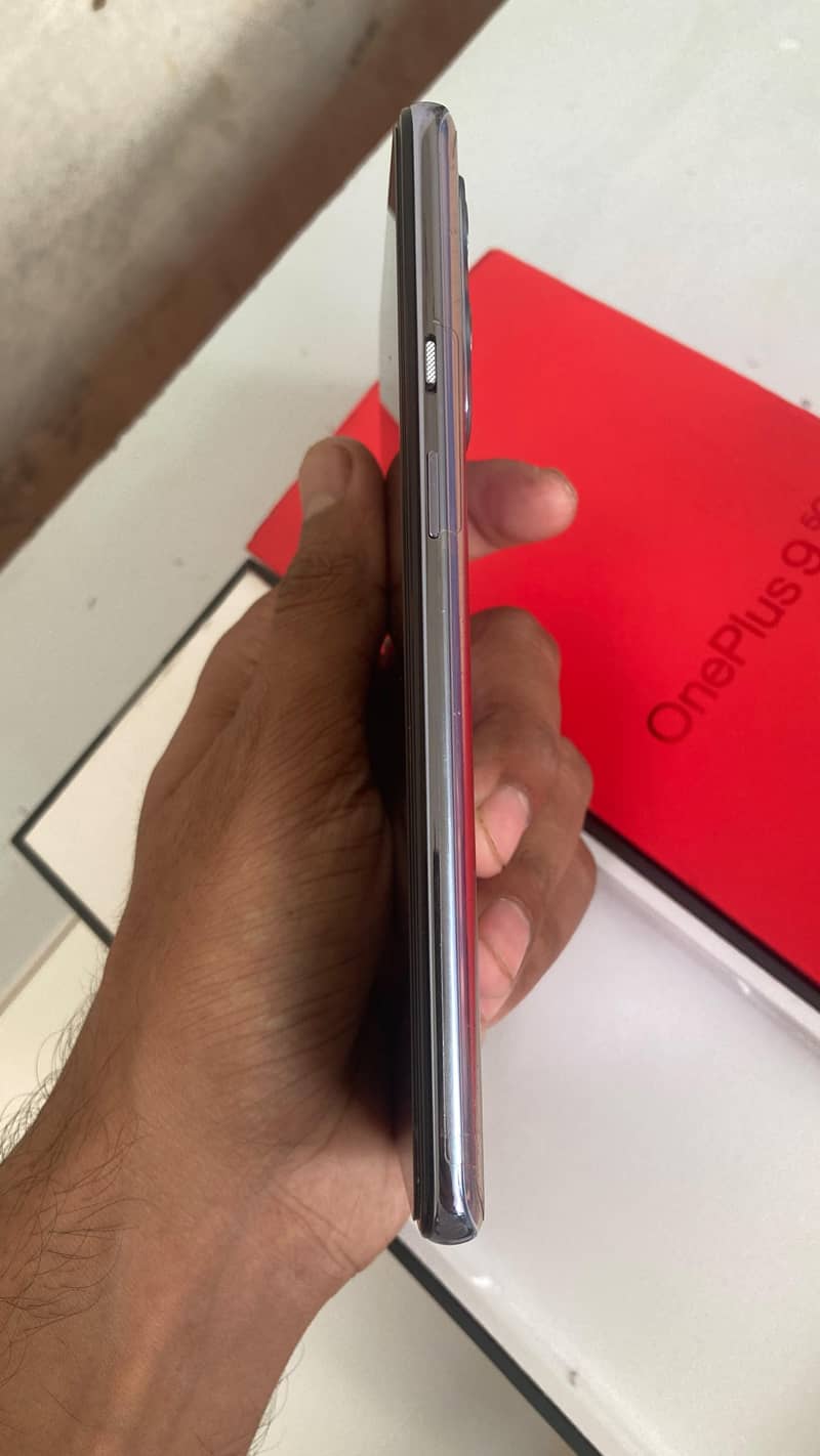 One Plus 9 5