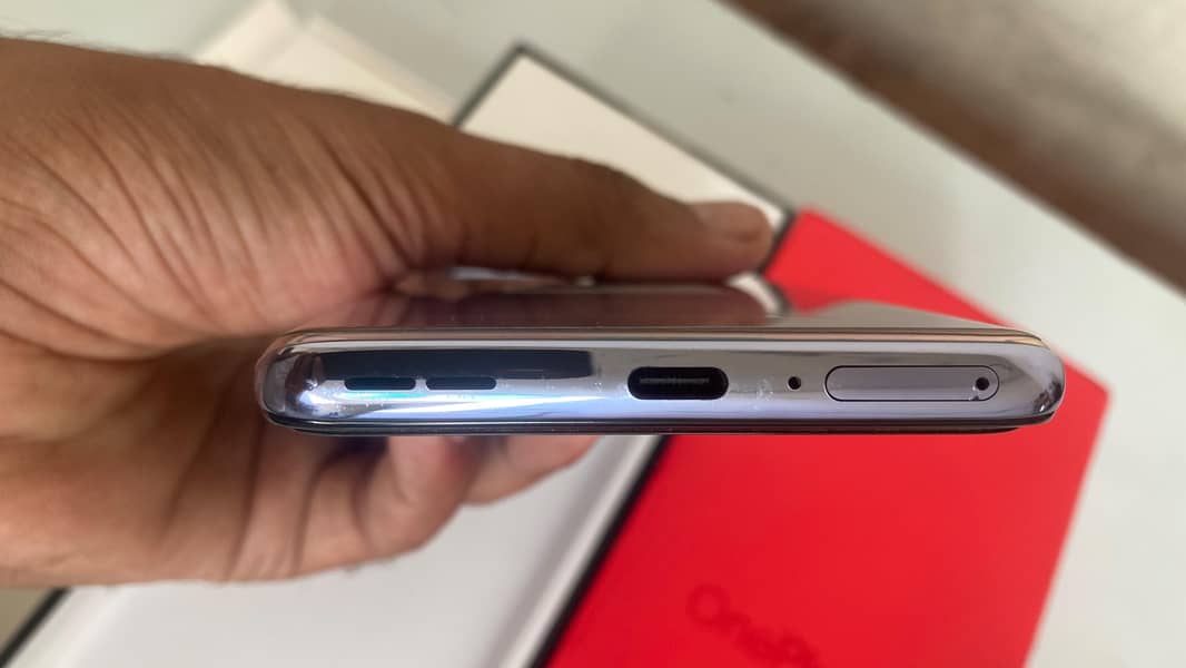 One Plus 9 7