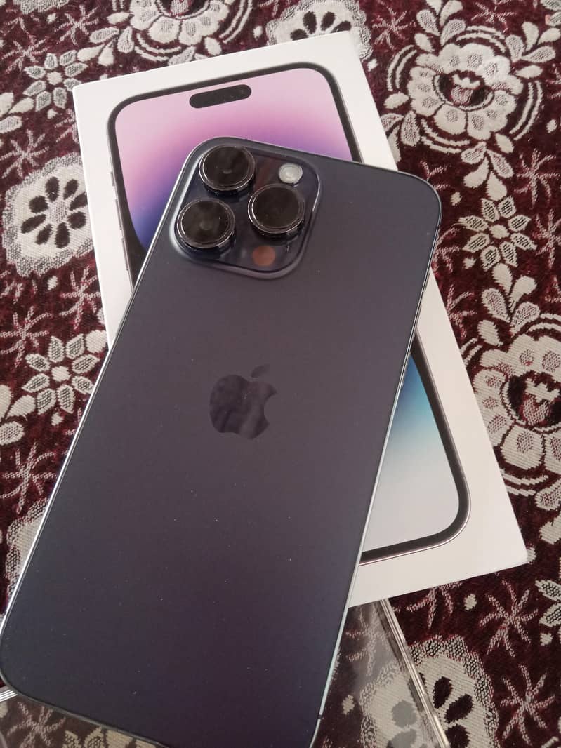 Apple iPhone 14 Pro Max 0