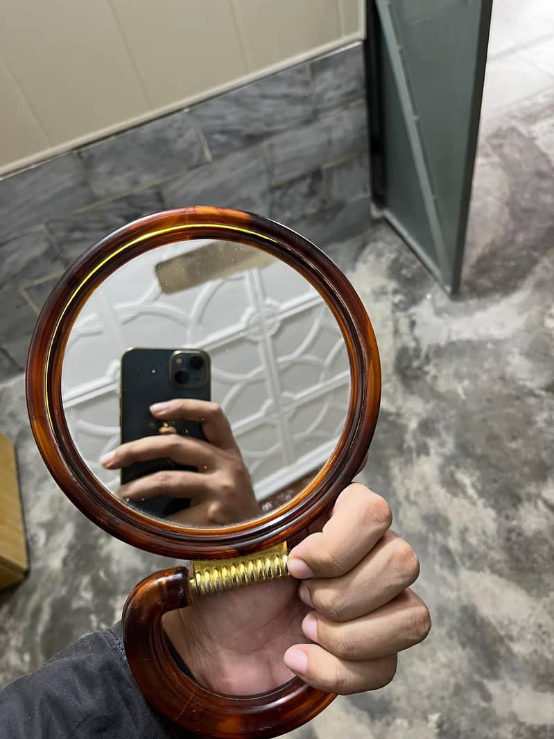 Makeup Magnifier Mirror 0