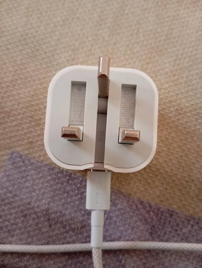 Apple iPhone 12 3