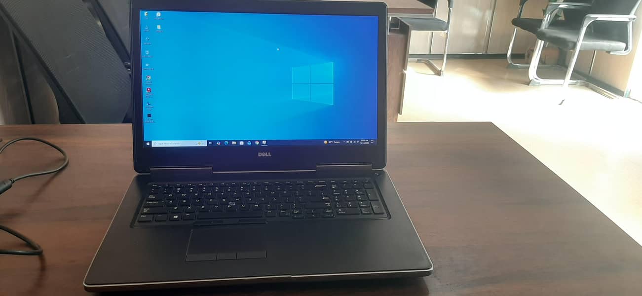 Dell Precision 7710 0