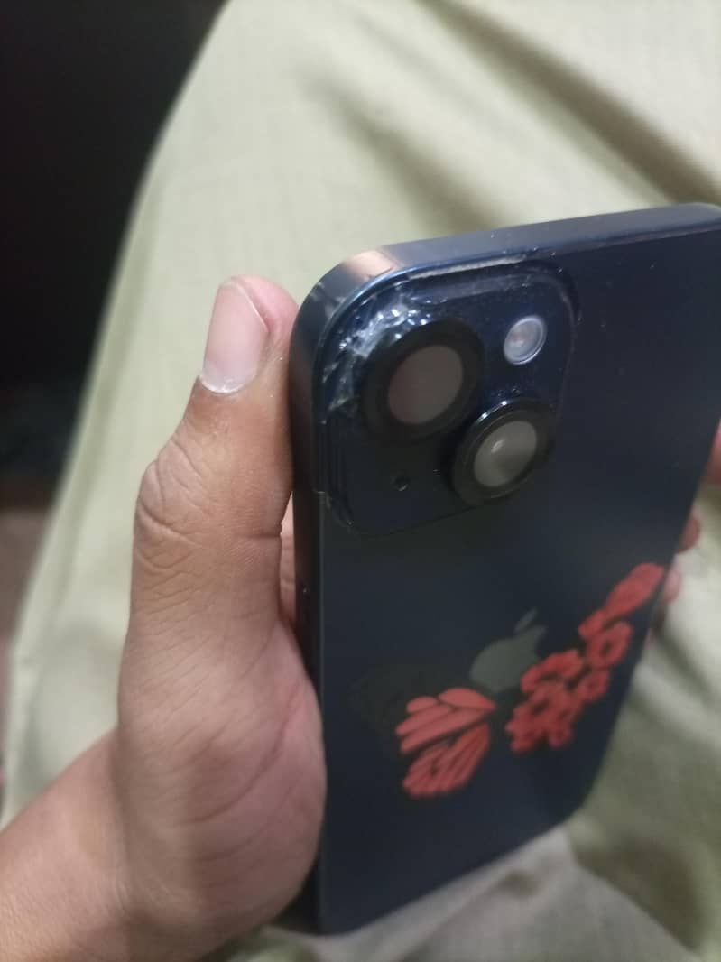 Apple iPhone 14 JV 3