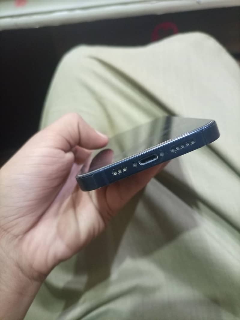 Apple iPhone 14 JV 5