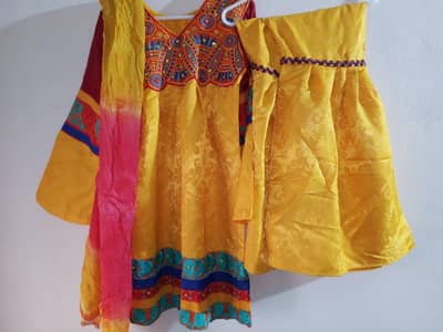 Ladies beautiful cultural suit/ contact number/03704151872