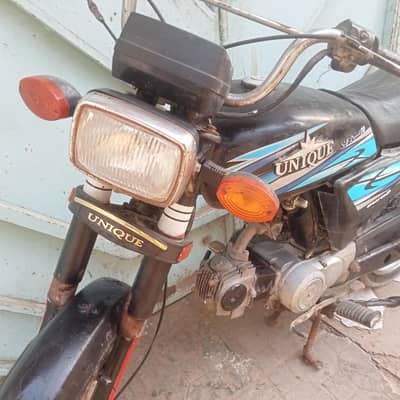 12 Biks aur Salf wali bike