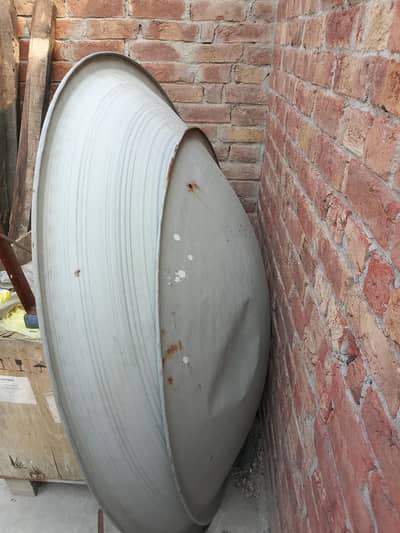 Dish 4 feet and 6 feet