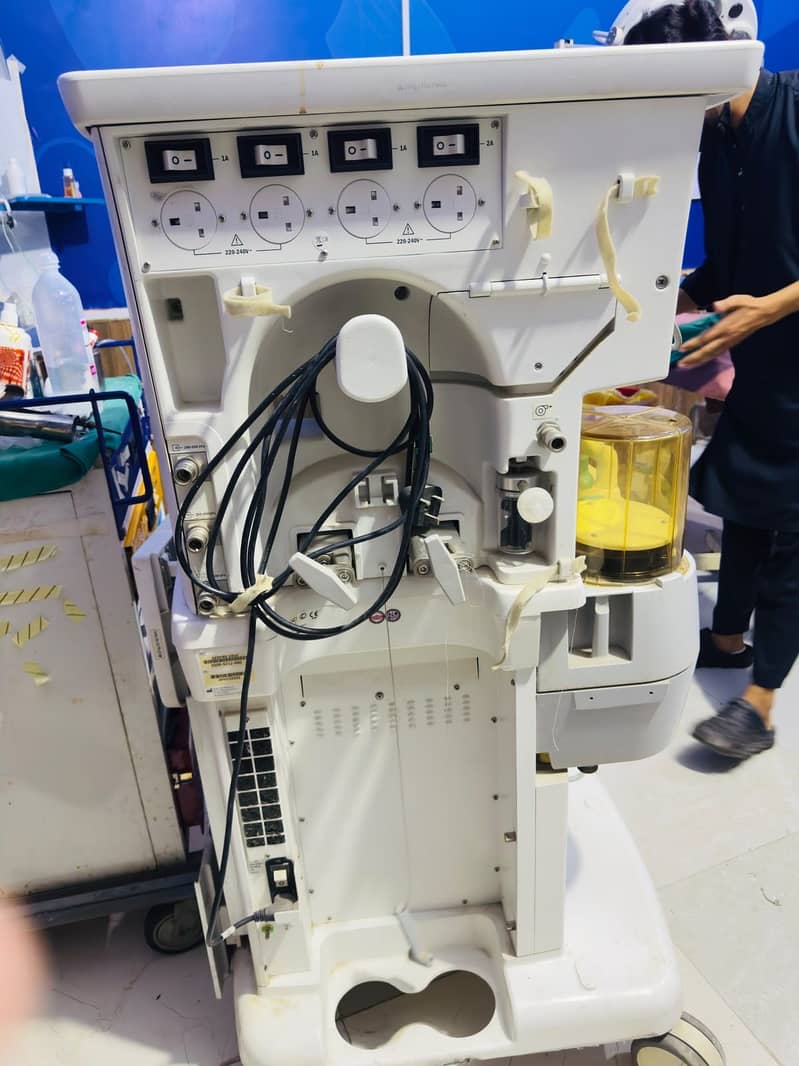 General anaesthesia machine 1