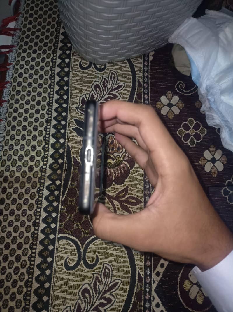 Google Pixel 6a 4