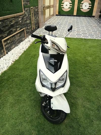 Electric Scooty|MetroThrill|80KM Range|Punjab Registered|Gujranwala