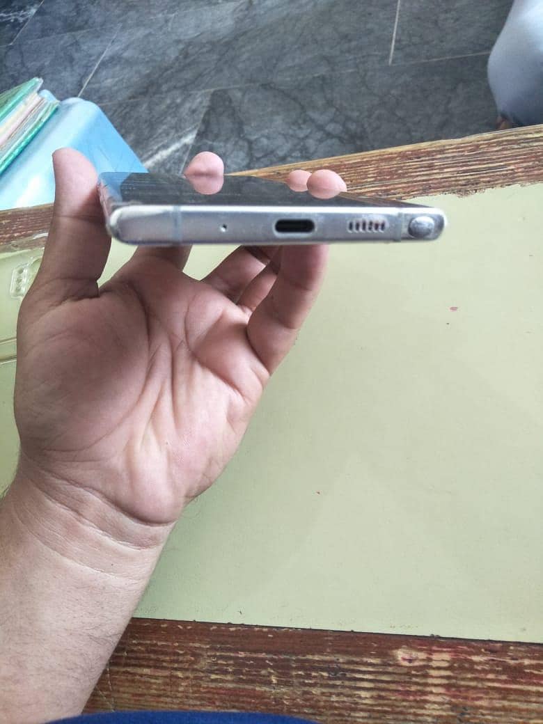 Samsung Mobile Note 10 Plus 5