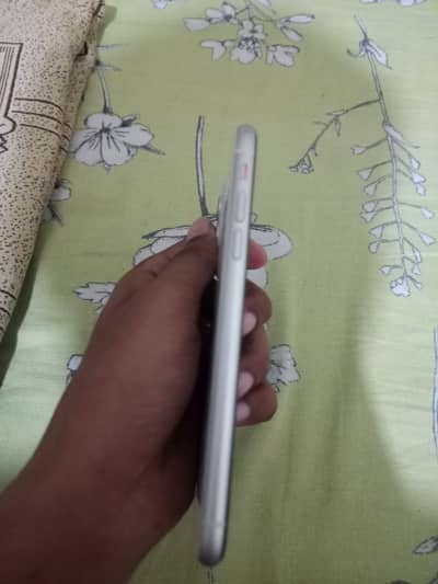 Apple iPhone orignal phone hai sab ok hai