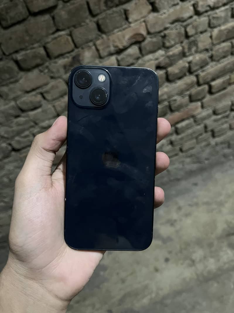 Apple iPhone 13 2