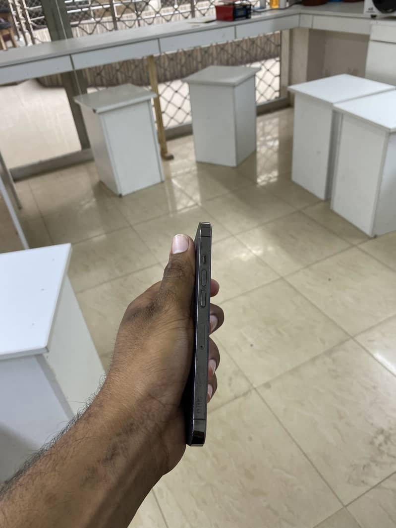 Apple iPhone 13 Pro 6