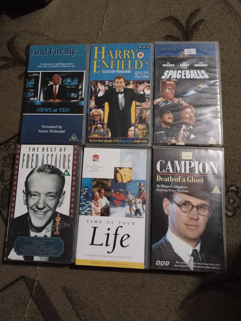 VHS cassette 16