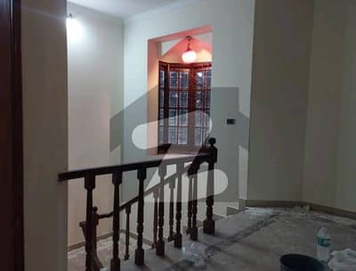 Full House For Rent In Gulberg 5 Bed Attach Bath Tv Lounge Drawing Room 3 Car Parking Vip Location For Silent Office