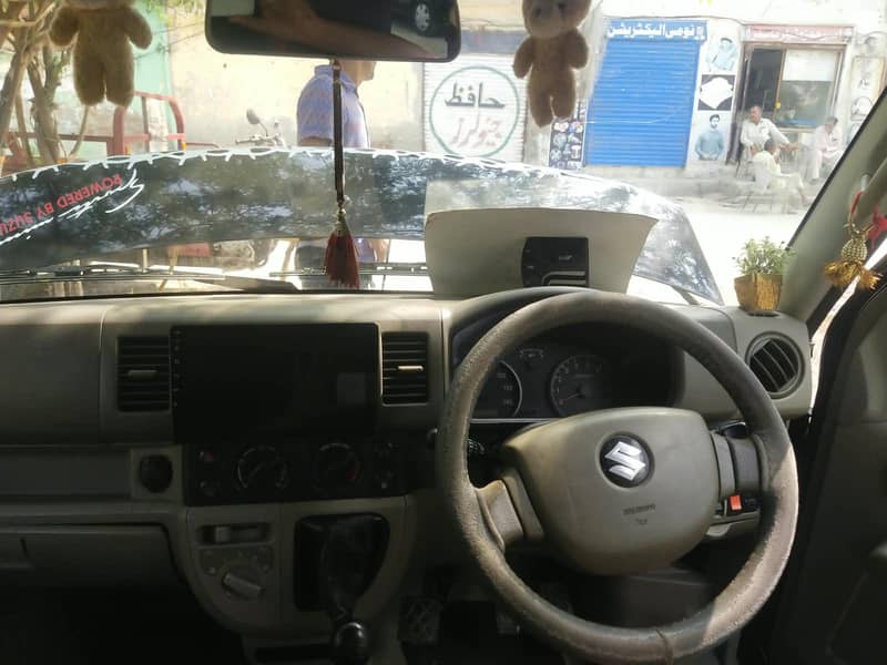 Suzuki Every 2013 4