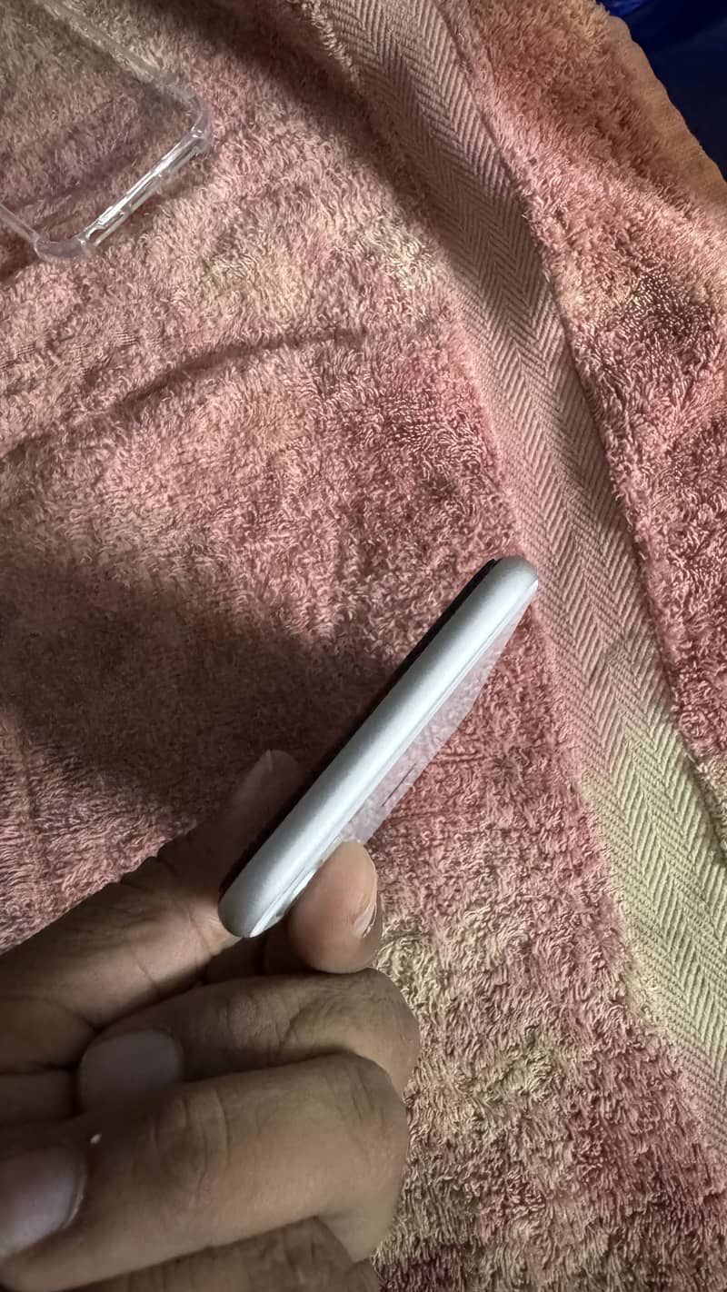 Apple iPhone SE 0