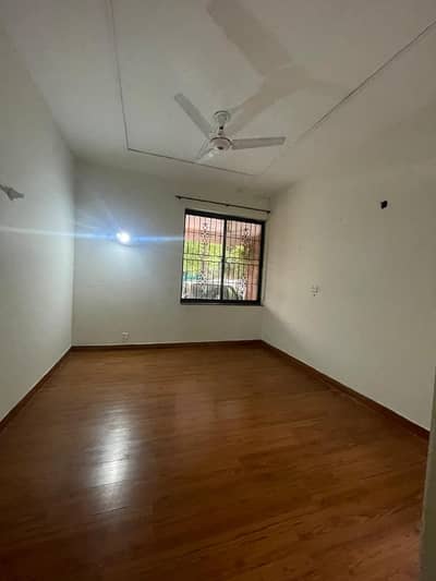 Lower Portion For Rent In Dha Phase 1