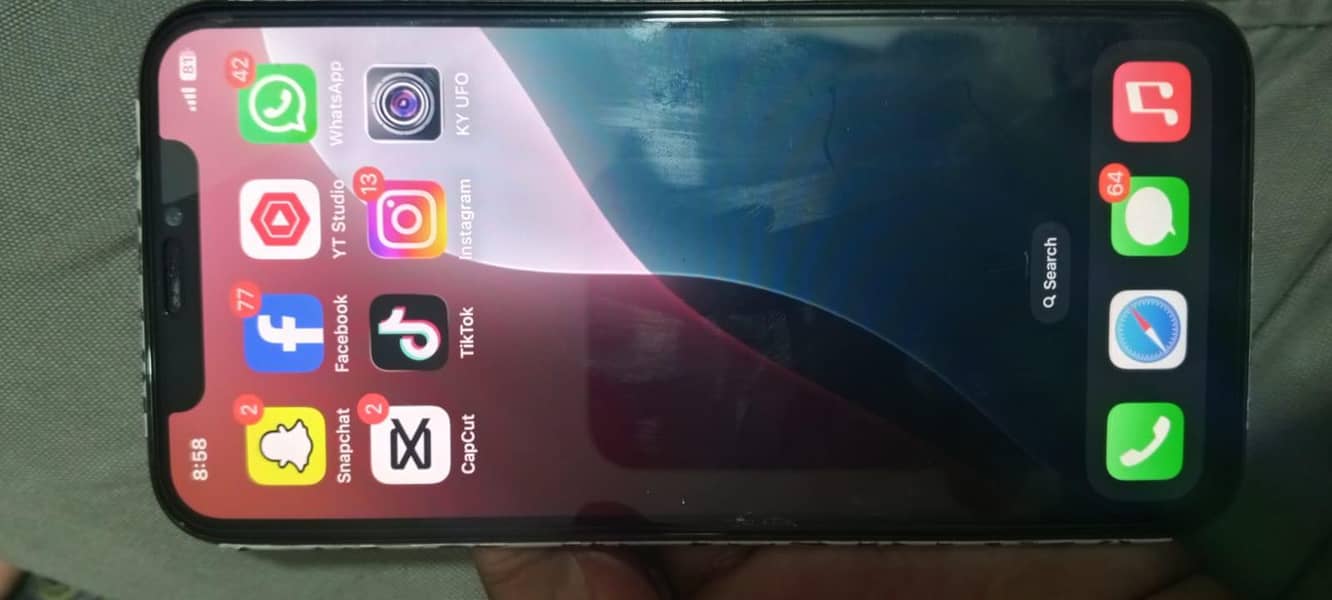 Apple iPhone XS 6