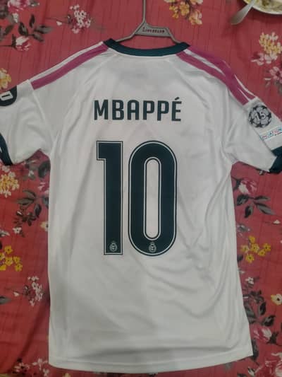 Real Madrid 2026/2027 Home Jersey – Mbappé #10