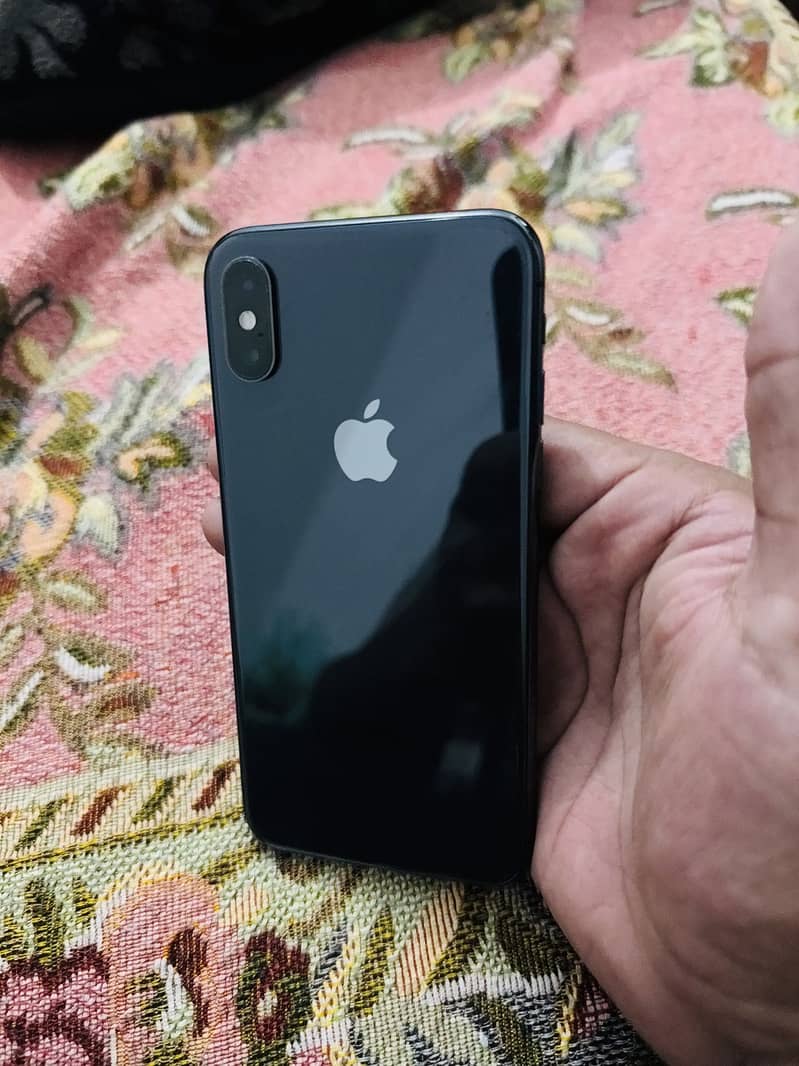 Apple iPhone Xs 0
