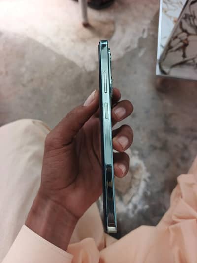 Infinix Hot 40i