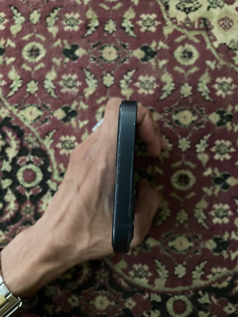 Apple iPhone 12 Pro 2
