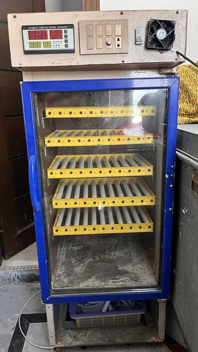 Fully Automated Professional Incubator