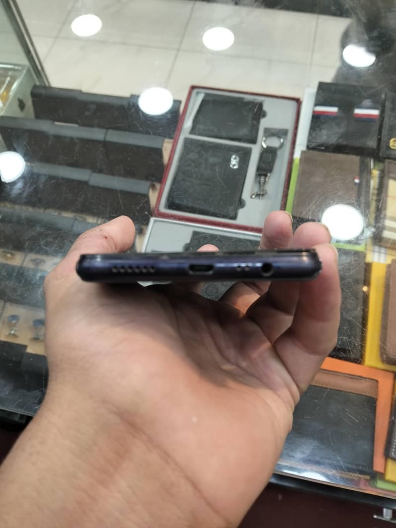 OPPO A3s 3