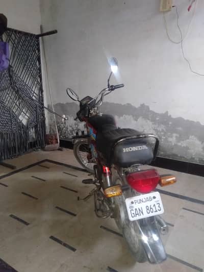 urgent sale 2010model dhoom