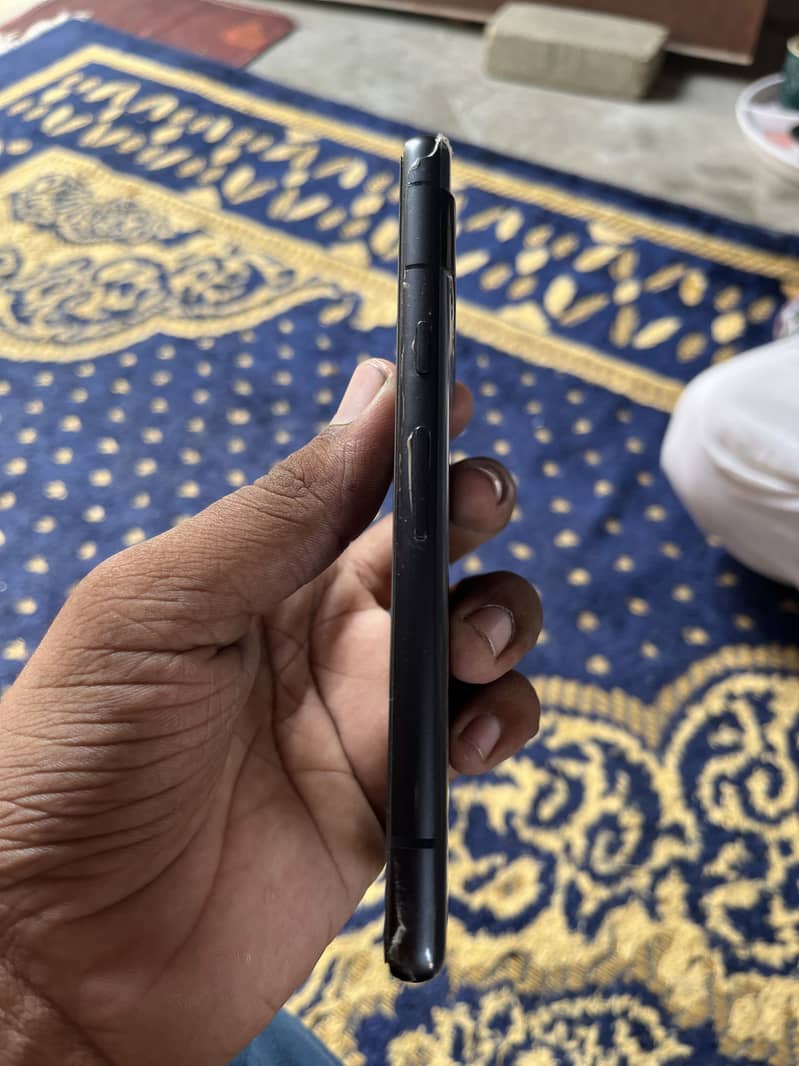 Google Pixel 7a 3