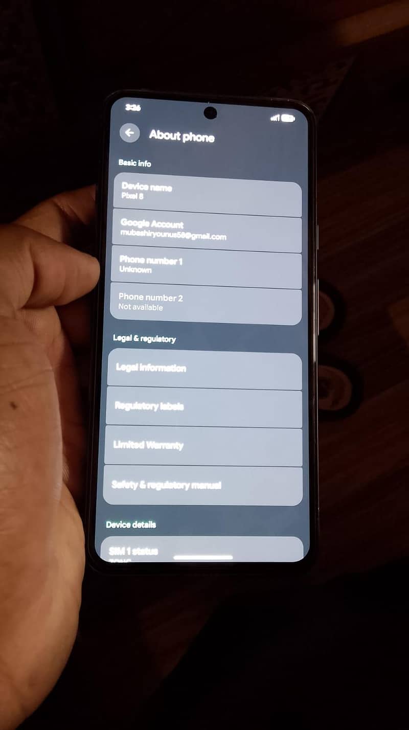Google Pixel 8 4