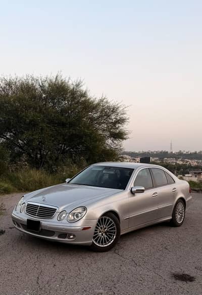 Mercedes Benz E200