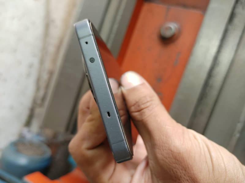 One Plus 13R 4