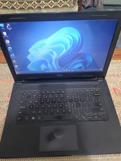 Dell i7 7th generation - Excellent condition | 8GB Ram, 128GB SSD