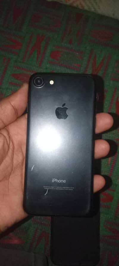 Apple iPhone 7