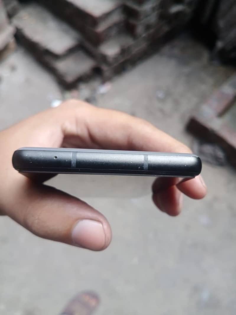 Google Pixel 6a 4